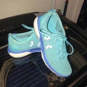 Under Armour size 8